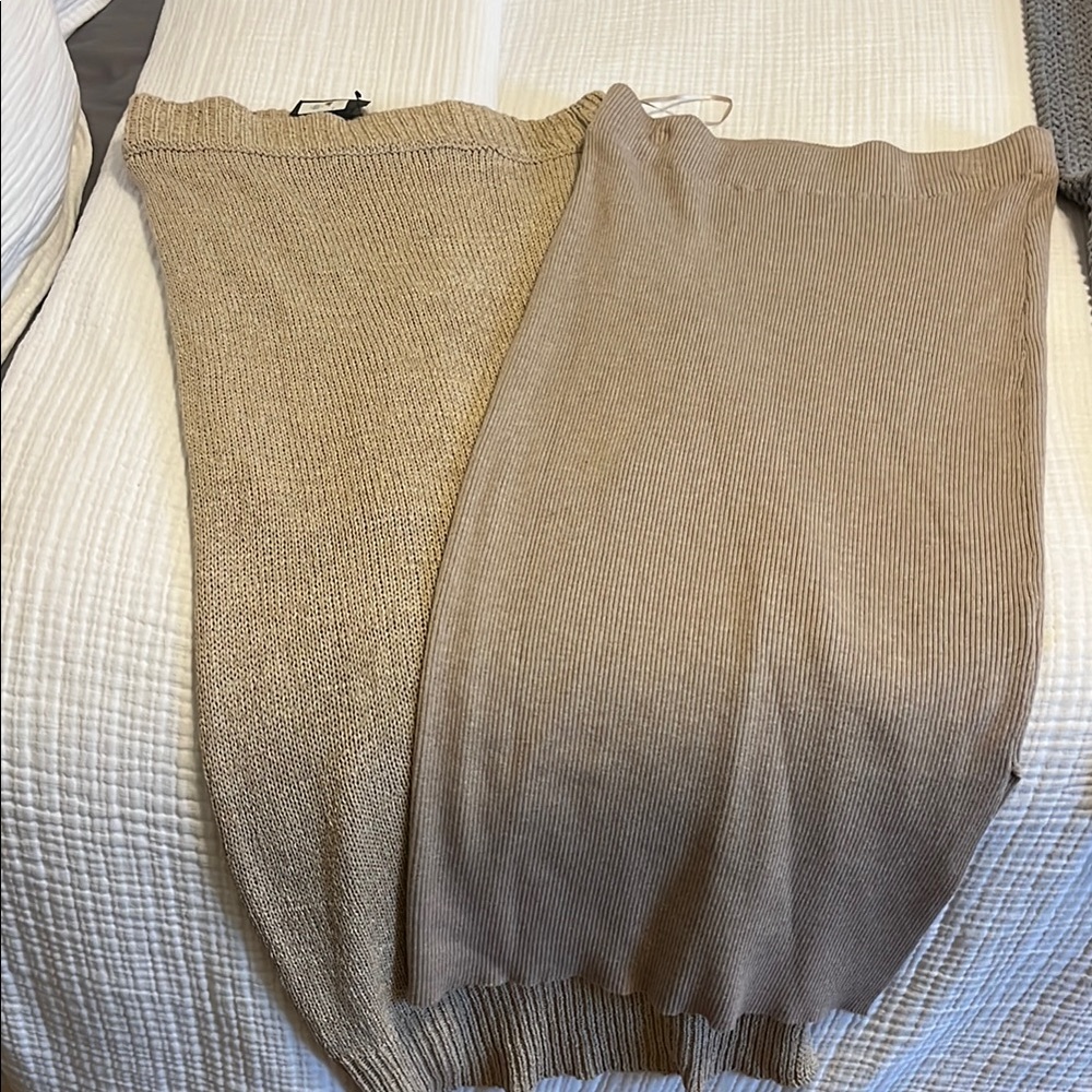 Eesome Ribbed Knit Skirt in Tan